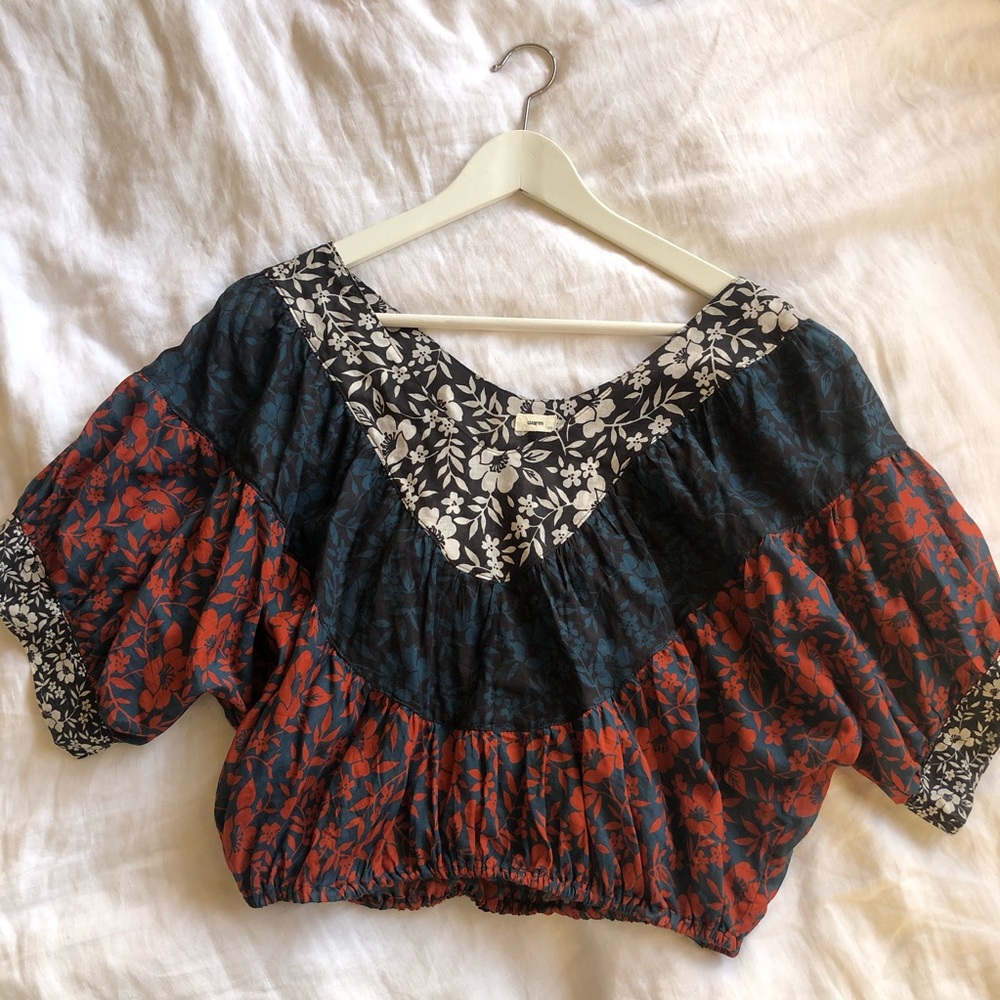 Warm NY floral top